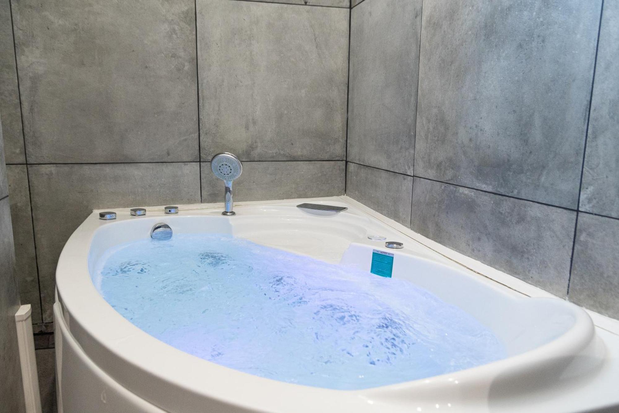 Lavie Maison Eiffel Ac Hot Tub Paříž Exteriér fotografie